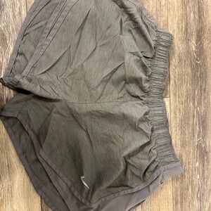 Nike Women's Athletic Shorts - Gray